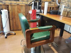 -PE SALON