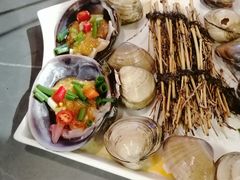 -围炉肉舍•炭烤活鳗•丹东海鲜烤肉(步行街店)