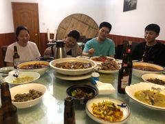 自助取餐区-红烧鱼头·杭帮菜·特色烧烤