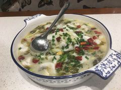 老谭酸菜鱼-三品香·江浙菜(松江九谊店)