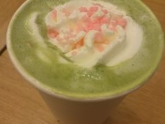 -星巴克臻选(威海威高广场店)