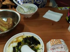 -弄堂咪道-饭香·面香·馄饨香(兴梅店)