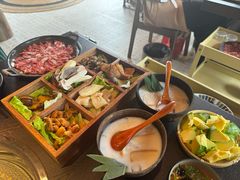 -芸鲜季·云南野生菌餐厅· 云南风物味研社(闵行店)
