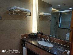 -峨眉山世纪阳光大酒店(峨眉高铁站店)