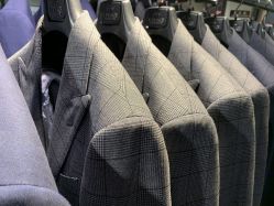 -BRANS PORO布朗斯伯勒西装高级定制·瑞璞西装(金陵店)