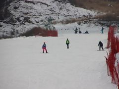 -荣盛康旅野三坡滑雪场