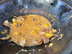 -粘豆包柴火铁锅炖