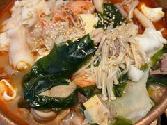 -成都你六姐·牛肉冒菜(上海环宇荟店)