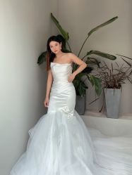 -Color卡诺婚纱礼服馆(南京严选店)