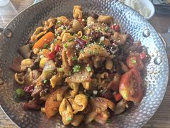 -老唐三下锅 ·张家界地标美食(溪布街店)