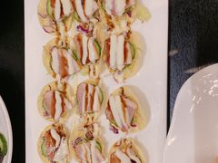 -河畔春天时尚餐厅