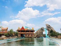 -七彩云南欢乐世界