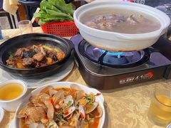 -老东风菜馆·羊肉火锅·海鲜·砂锅粥