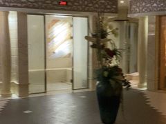-碧涛阁·泡泡海洋·汤泉洗浴(王府花园店)