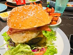 -DEEP·深美式餐吧(五棵松华熙LIVE店)