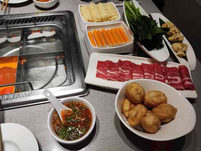 海底捞火锅(胶州宝龙广场店)-"补作业啦,我又来勤勤恳恳地补作业啦