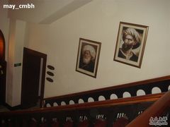 走廊里都是历任帕夏的照片-Abu Nawas