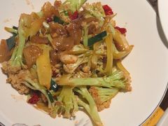 -爱碗亭·鲜炒湖南菜(壹城中心店)