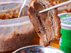 -梁阿婆廿年老牌扣肉糯米饭