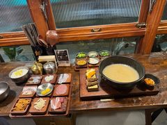 -银米·云南传统过桥米线(双廊黑金冠店)