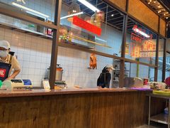 -丽丽三鲜螺蛳粉(田林路店)