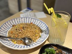 -万岁料理回转寿司(华贸店)