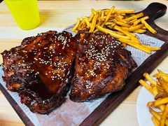 清酒烤猪肋排-猪小牛烤肉(青塔店)