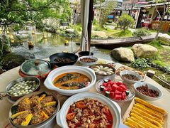 -湘力力小院·鱼汤泡饭(枫林路店)