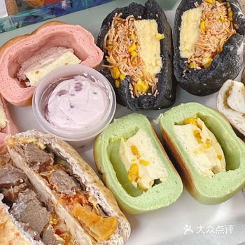 姐和奈奈子的面包太绝了