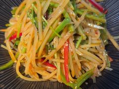 -纳鲁孜·新疆特色餐厅(上海悦荟广场店)