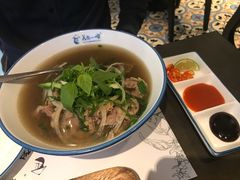 -美奈小馆·越南料理(中航城君尚购物中心店)