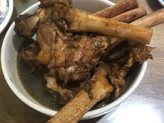 酱羊棒骨-老爆肚满五香烧牛羊肉