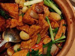 -八府香鸭·啫啫煲(华山路店)