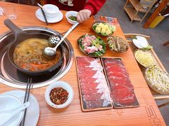 -黔三一夺夺粉酸汤火锅(百信店)