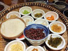 -包整·丝娃娃(一览甲秀楼风景店)