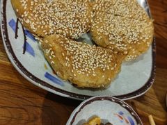 -毛辣果·贵州红酸汤牛肉火锅(西单店)