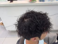 -尤司男士国潮理发馆