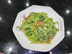 腐乳椒丝炒水菜-庭苑美食中心·陈皮烧鹅·海鲜(台山店)