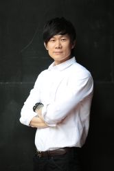 发型督导LEO 李家均380-CARR SALON