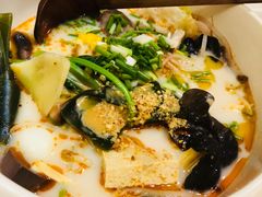 -阿上阿上麻辣香锅&麻辣烫(朝阳蓝色港湾店)