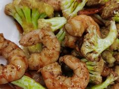 -烁佳海鲜大馅饺子