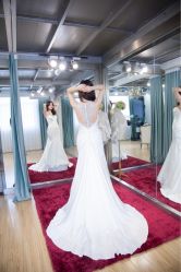 -LANYI COUTURE高级婚纱礼服改衣店