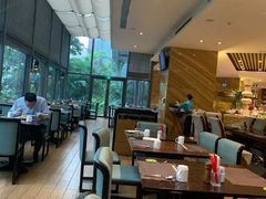 -元素自助餐厅·生蚝·海鲜·刺身(萝岗汇华希尔顿逸林酒店)