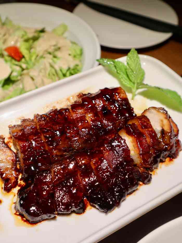 环境位置在曲江创意谷不论内外环境还是装潢都很不错