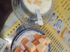 -广信牛奶甜品世家(台东店)
