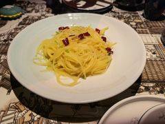 -绿茶餐厅(同成街华联店)