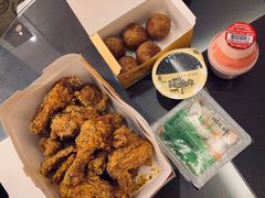 -BHC炸鸡(明洞总店)