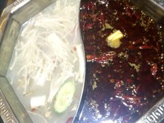 -重庆德庄火锅(体育中心店)