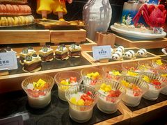 -雍容荟帝王蟹活龙虾展台自助(IFS黑金店)