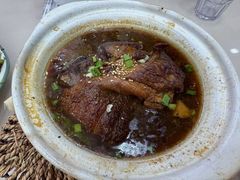-老码头黑皮肘子锅包肉熏酱水饺(文政街店)